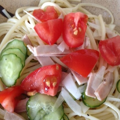 普通のハムで作りました。さっぱりしていて食欲無くても食べられました。